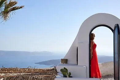 Opera Mansion Santorini Hotel