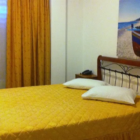 Hotel Opera Mansion Santorini 5*